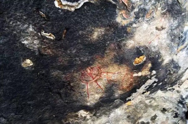 Unraveling the Enigma: 10,000-Year-Old Rock Paintings Depicting Aliens and UFOs Discovered in Chhattisgarh